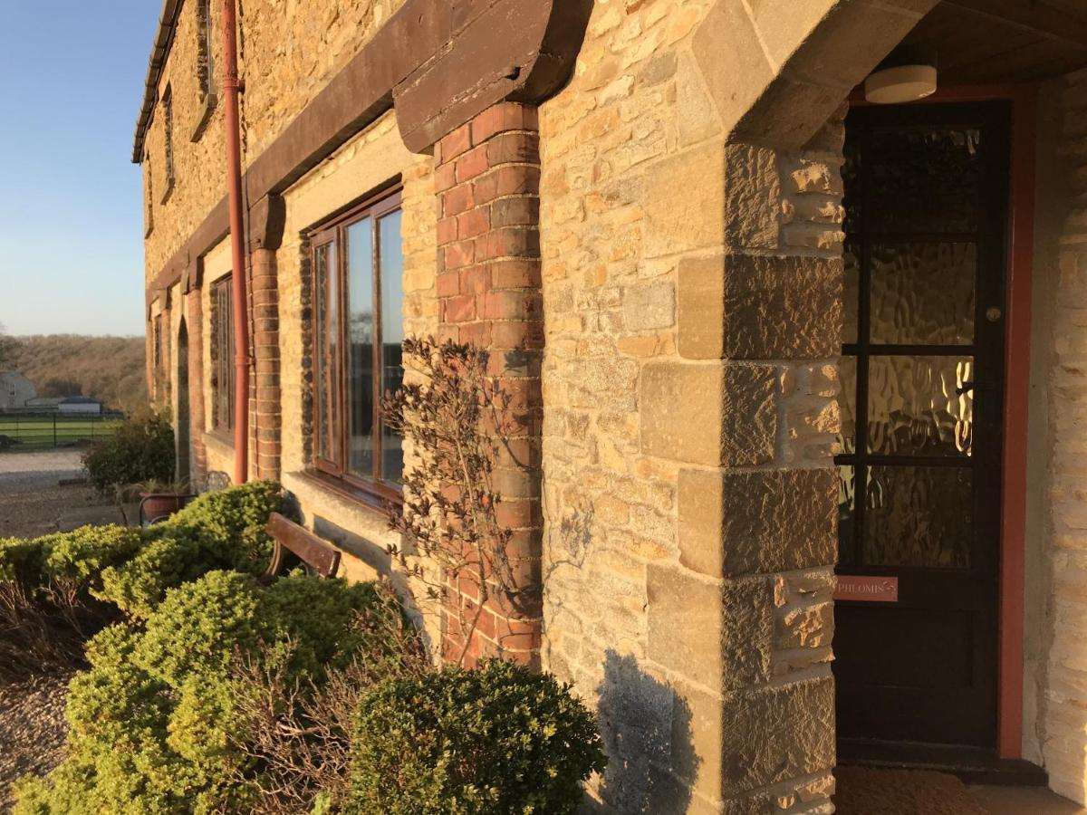 Phlomis Villa York Exterior foto